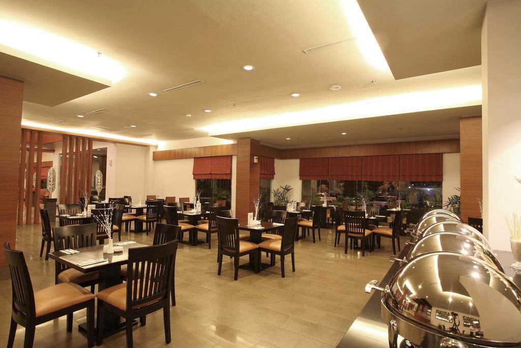 Aston Tanjung City Hotel Eksteriør bilde