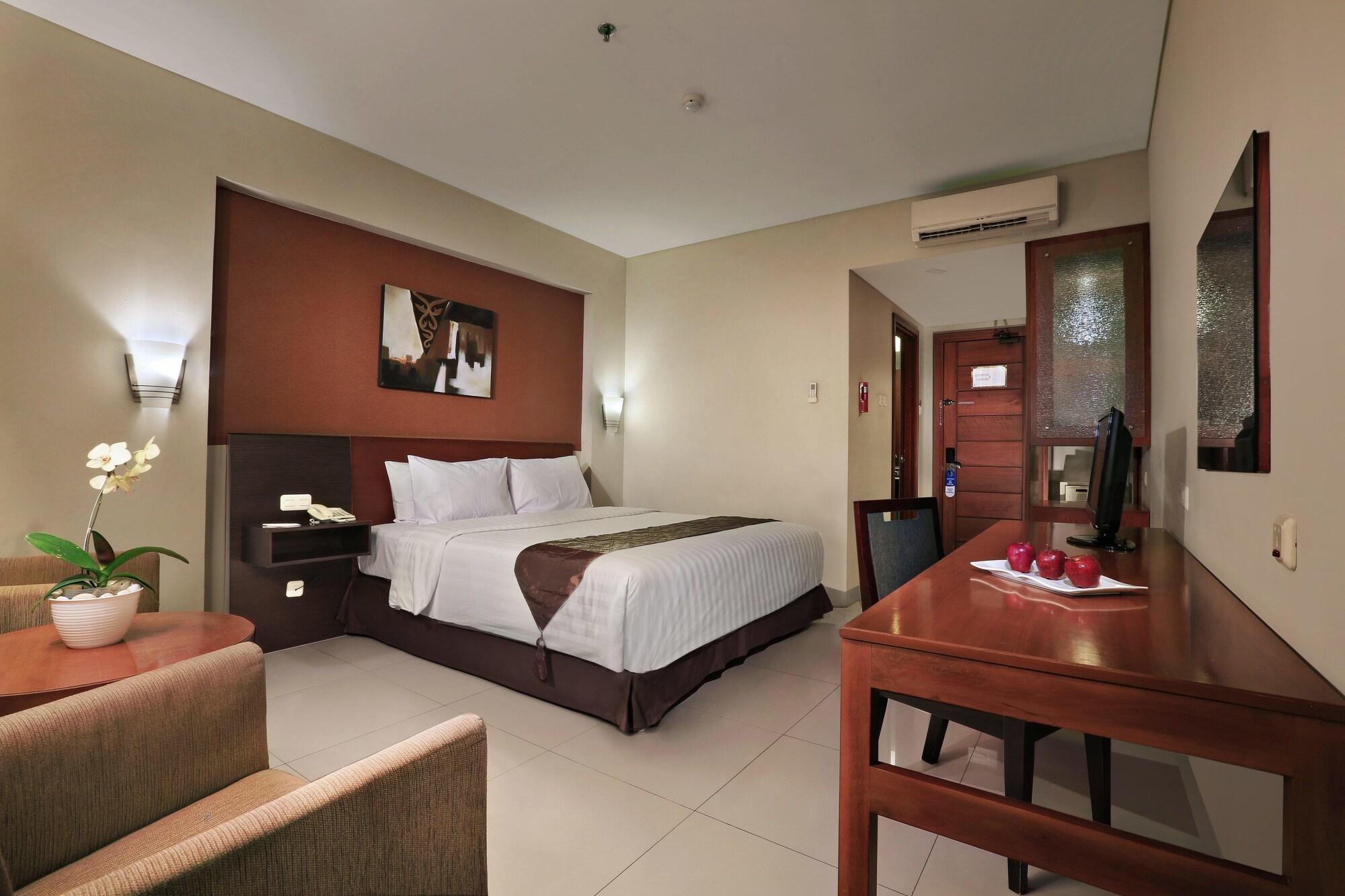 Aston Tanjung City Hotel Eksteriør bilde