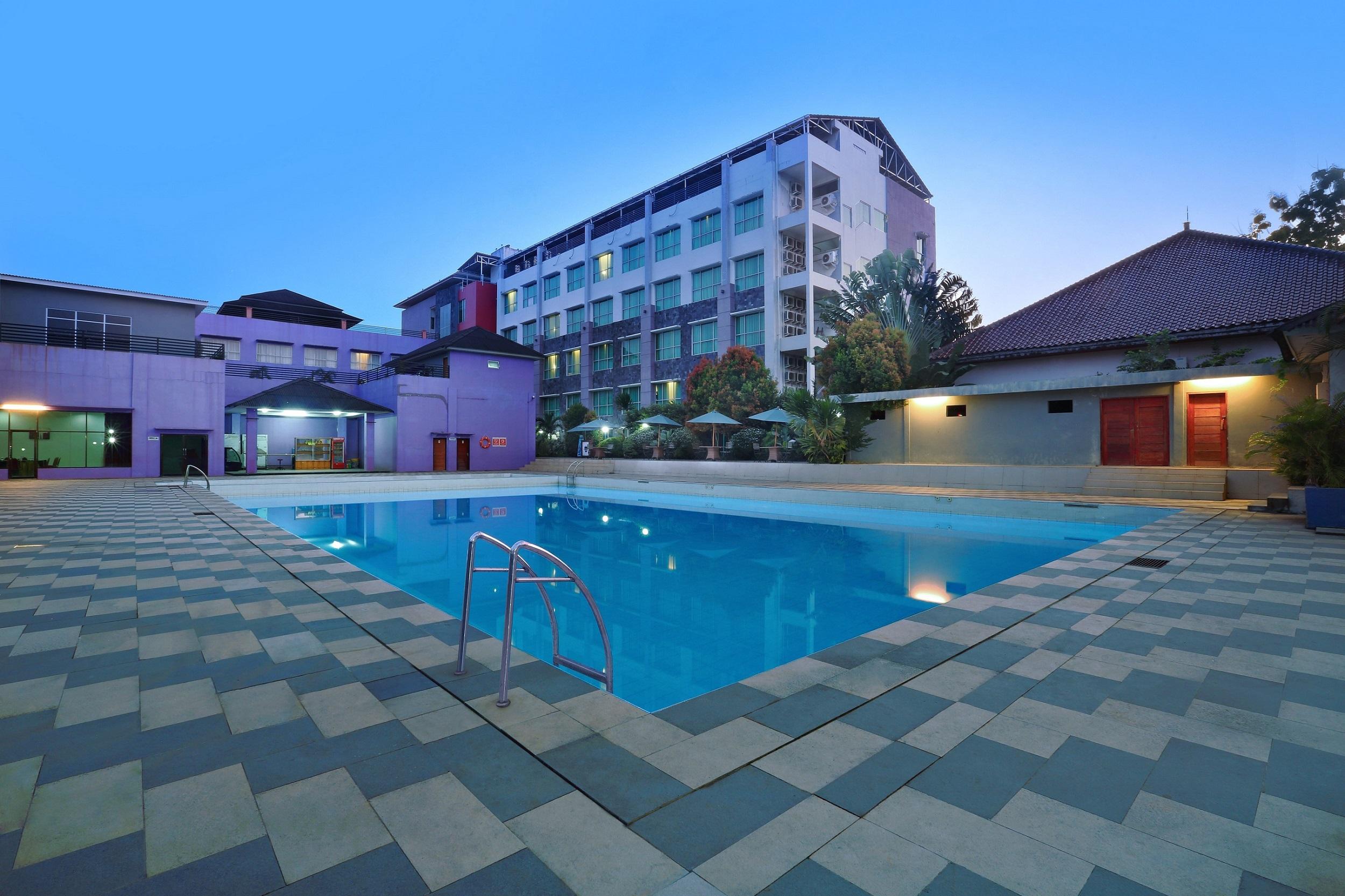 Aston Tanjung City Hotel Eksteriør bilde