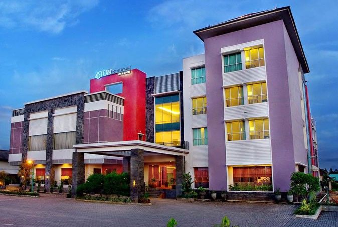 Aston Tanjung City Hotel Eksteriør bilde
