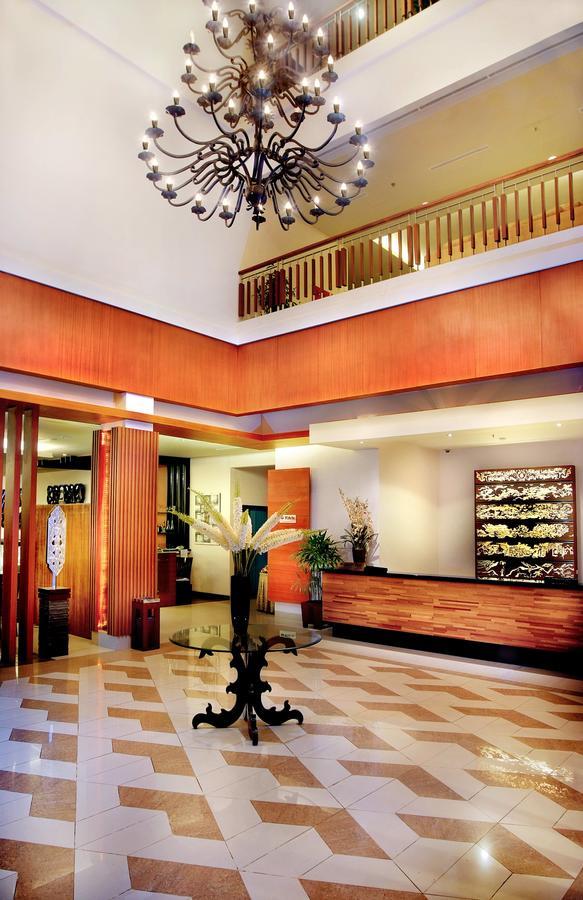 Aston Tanjung City Hotel Eksteriør bilde