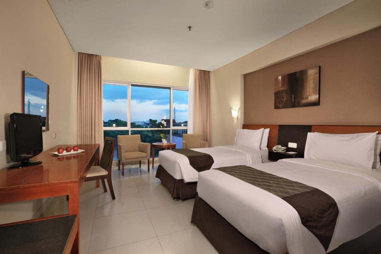 Aston Tanjung City Hotel Eksteriør bilde